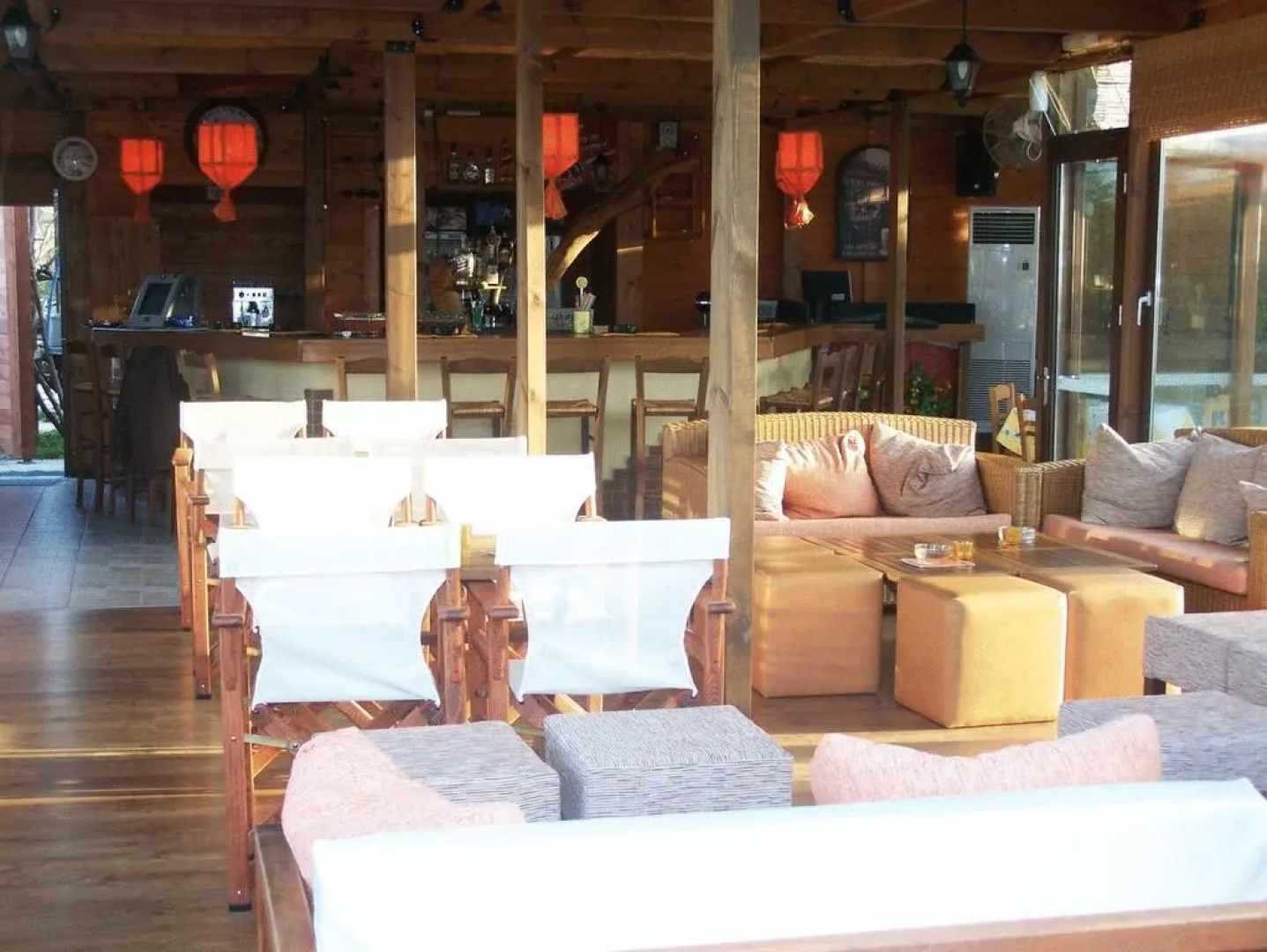 Evi Apartments And Studios