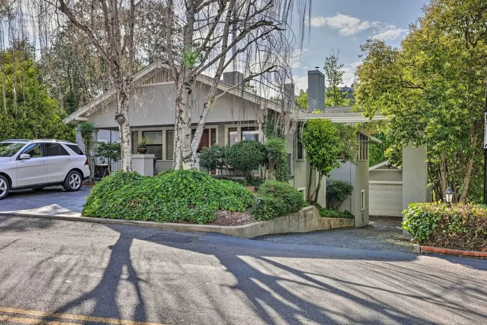 Peaceful Sonora Home w/ Grill: Walk to Downtown!