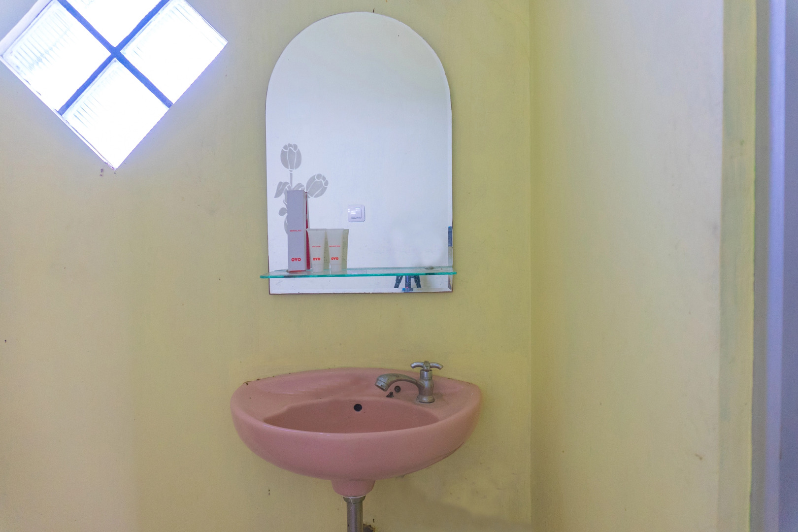 OYO 812 Hotel Tirta Bahari