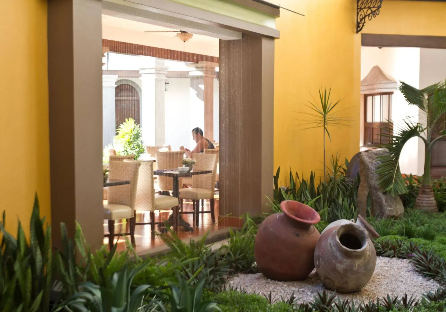 Hotel Los Portales
