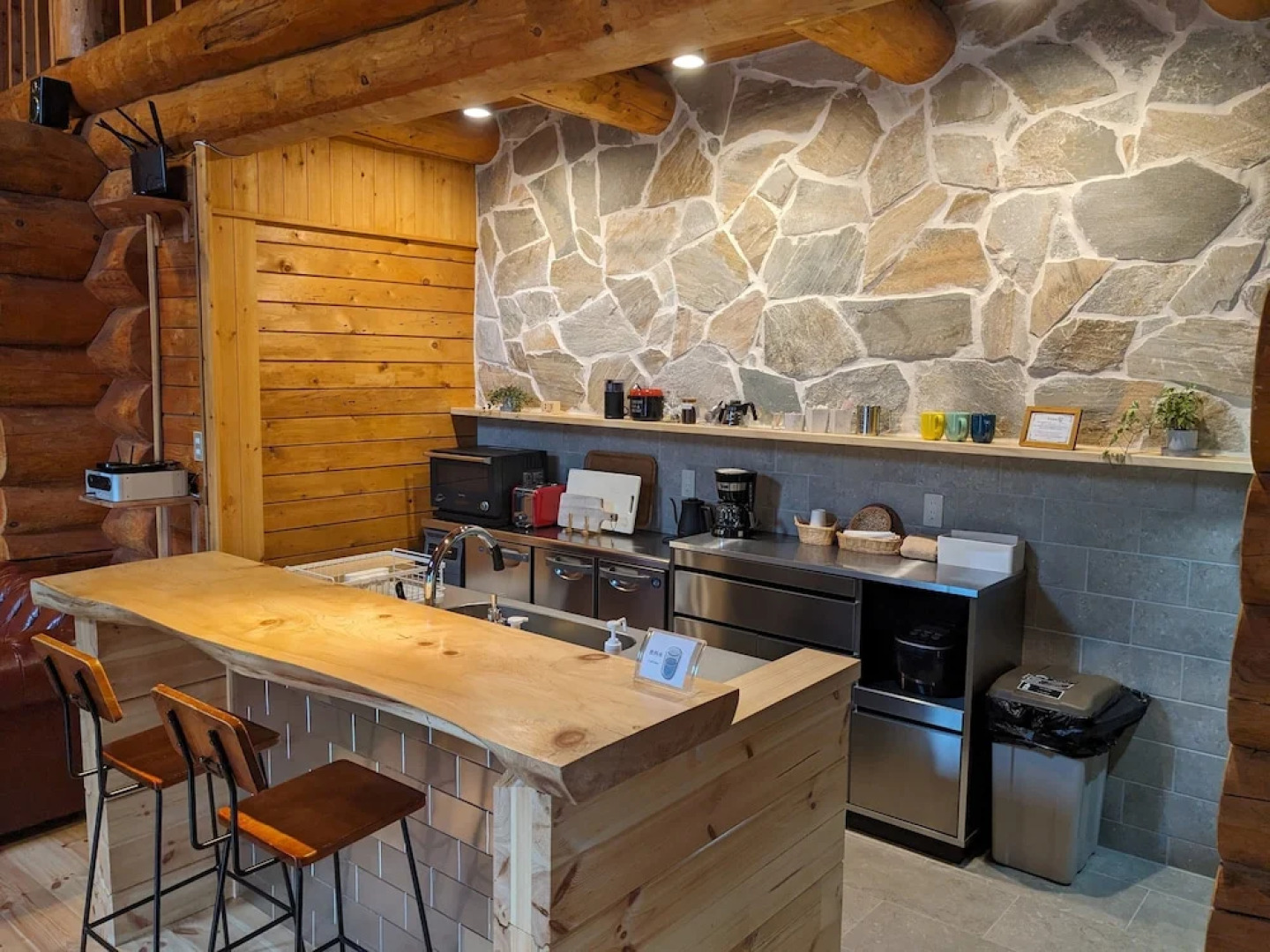 Log cabin rental & Finland Sauna Step House