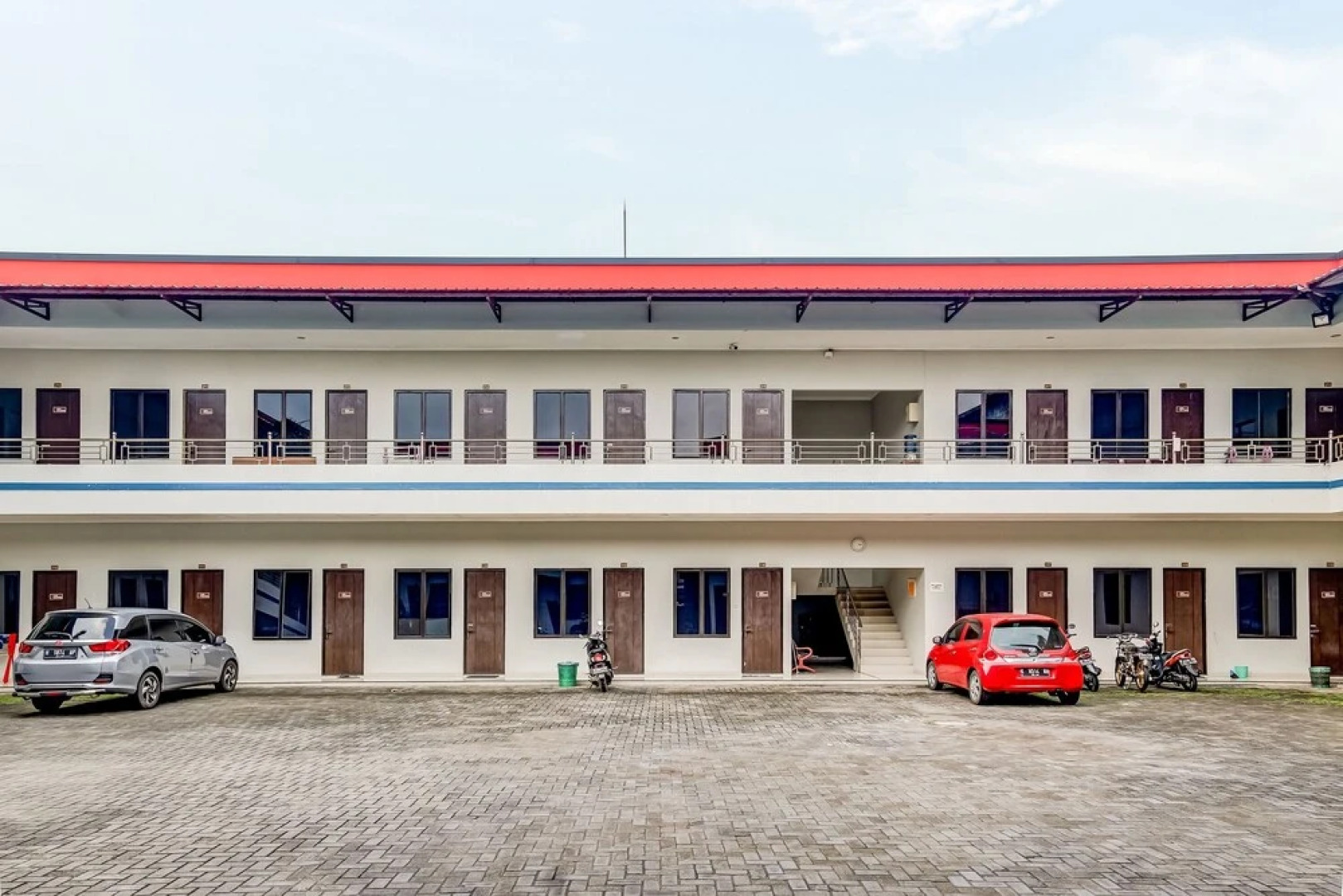 OYO 90927 Homestay Tentrem 2