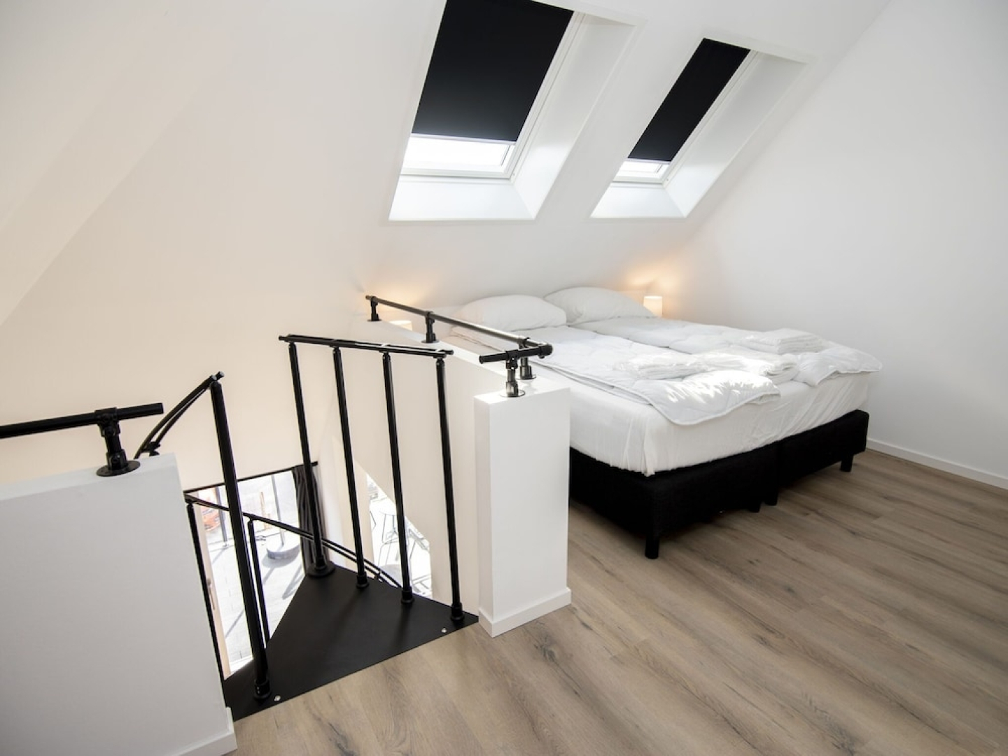 Bright Apartment Within Walking Distance of the Sneekermeer