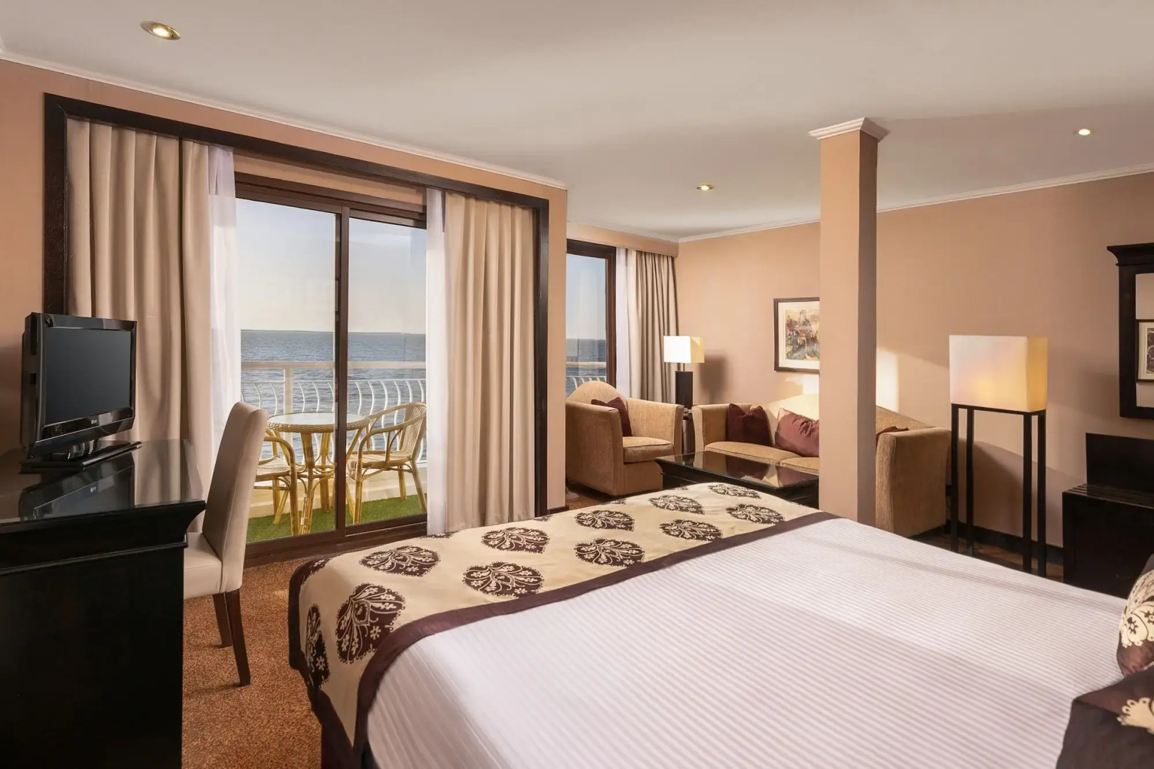 MS Omar El Khayam Lake Naser Cruise