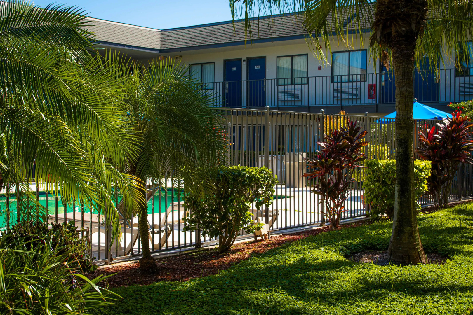 Motel 6 Lantana, FL
