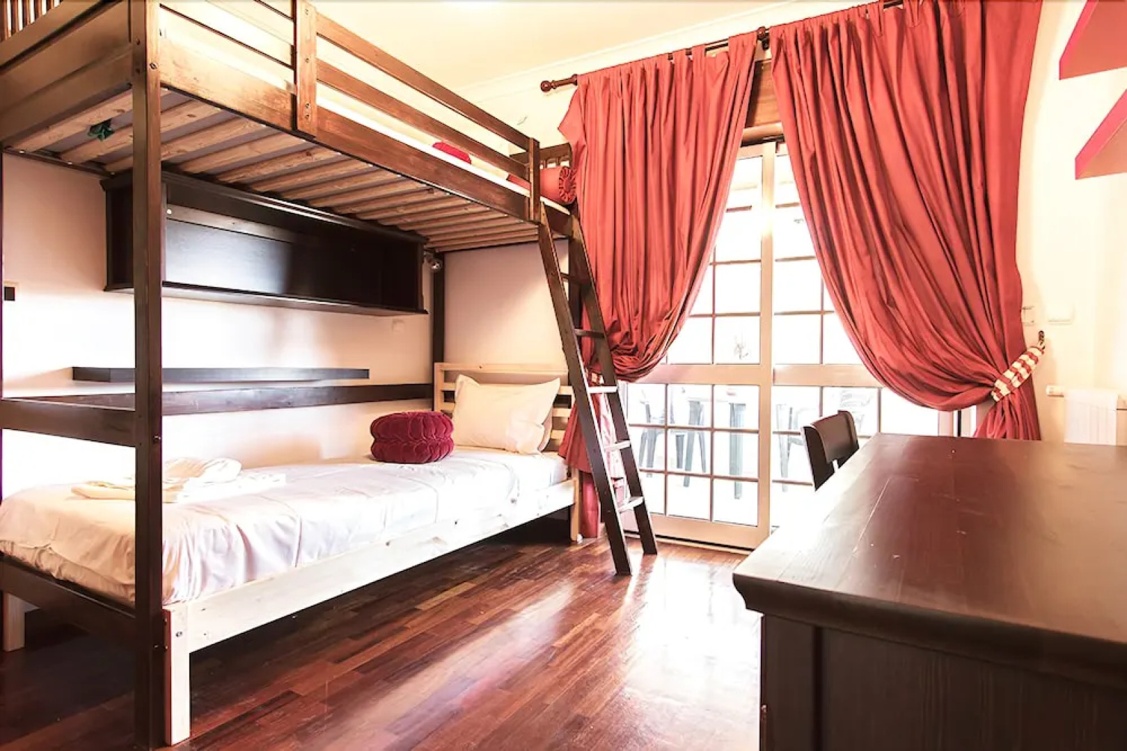 Casa do Chafariz w/ Pool by Homing