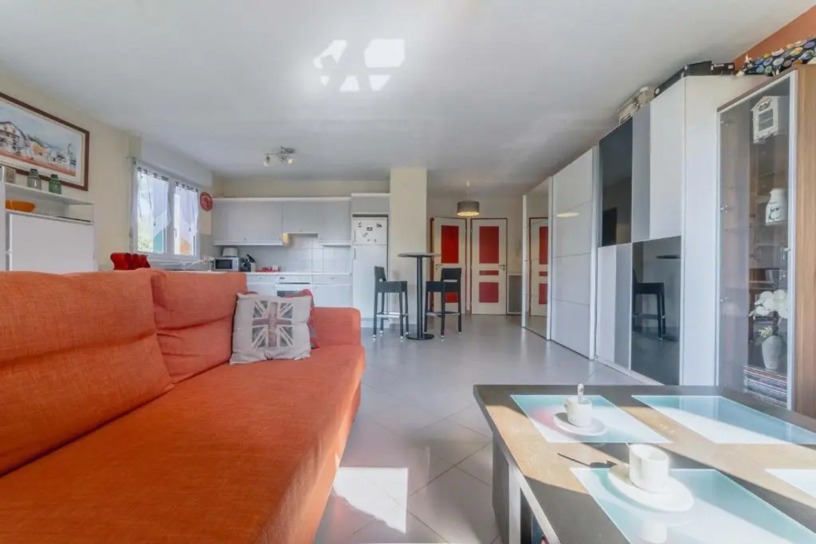 Appartement lumineux avec loggia