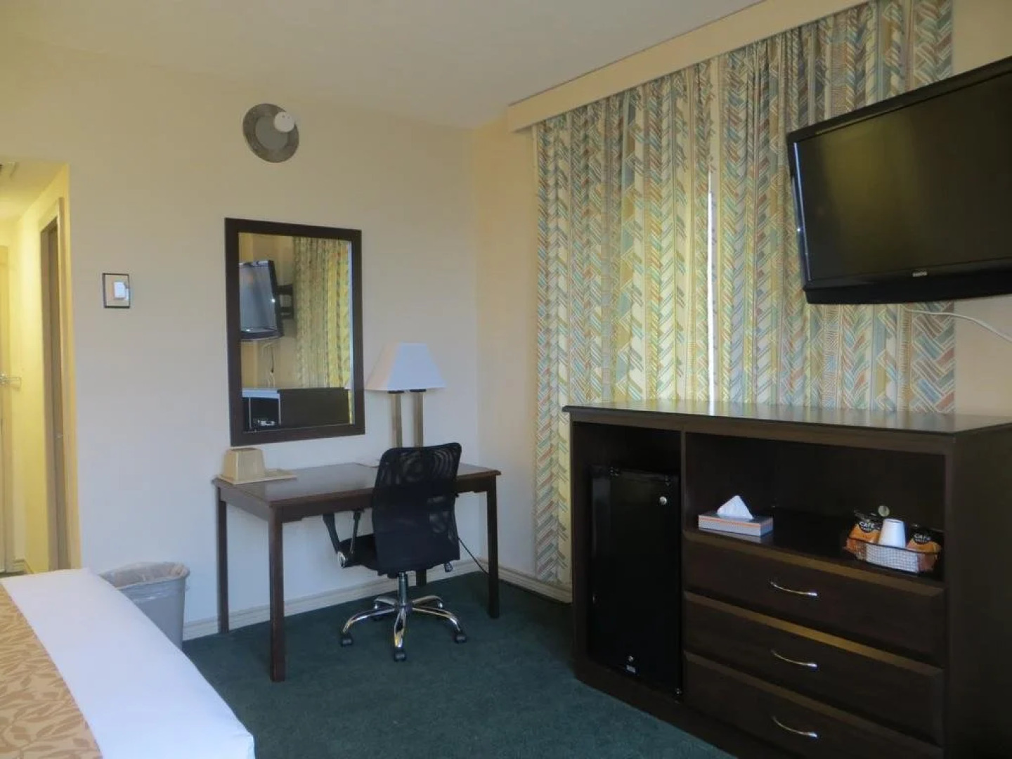 Echo Hotel & Conference Center