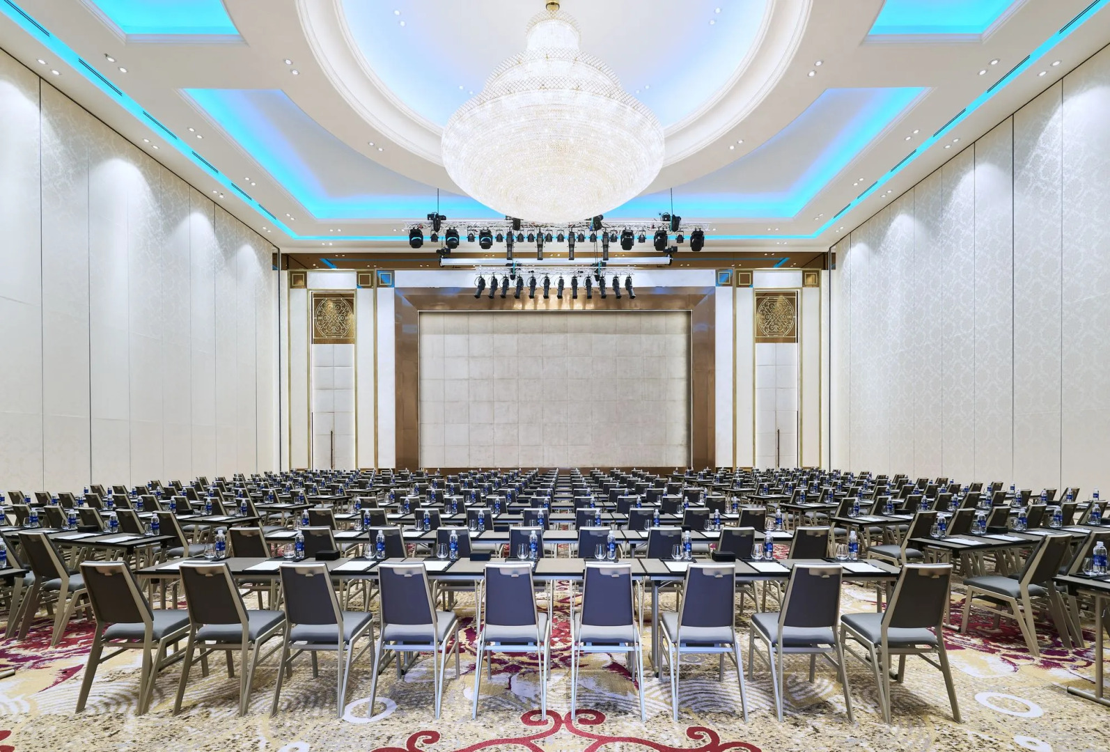 Sheraton Grand Danang Beach Resort & Spa