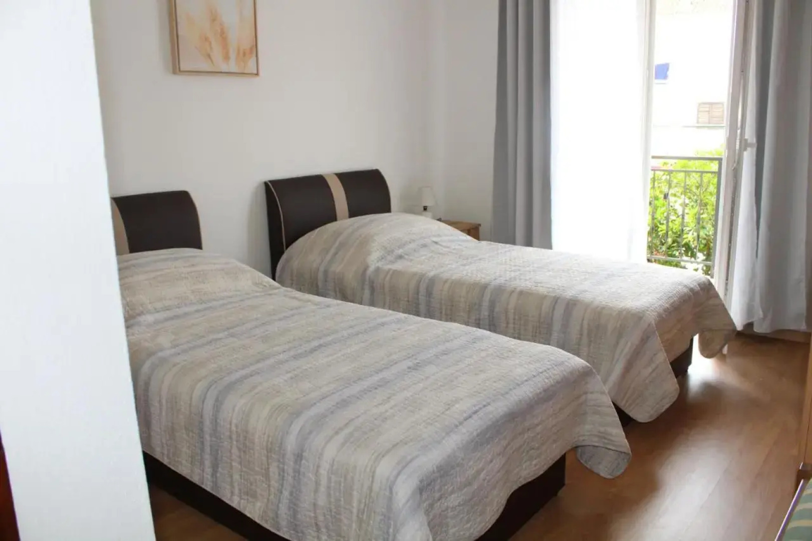 Apartments Ivan & Ana