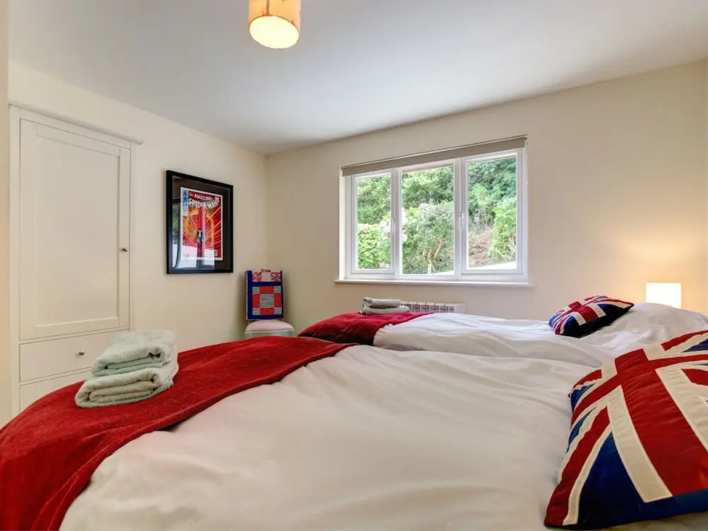 Beautiful Holiday Home in Mawgan Porth With Garden