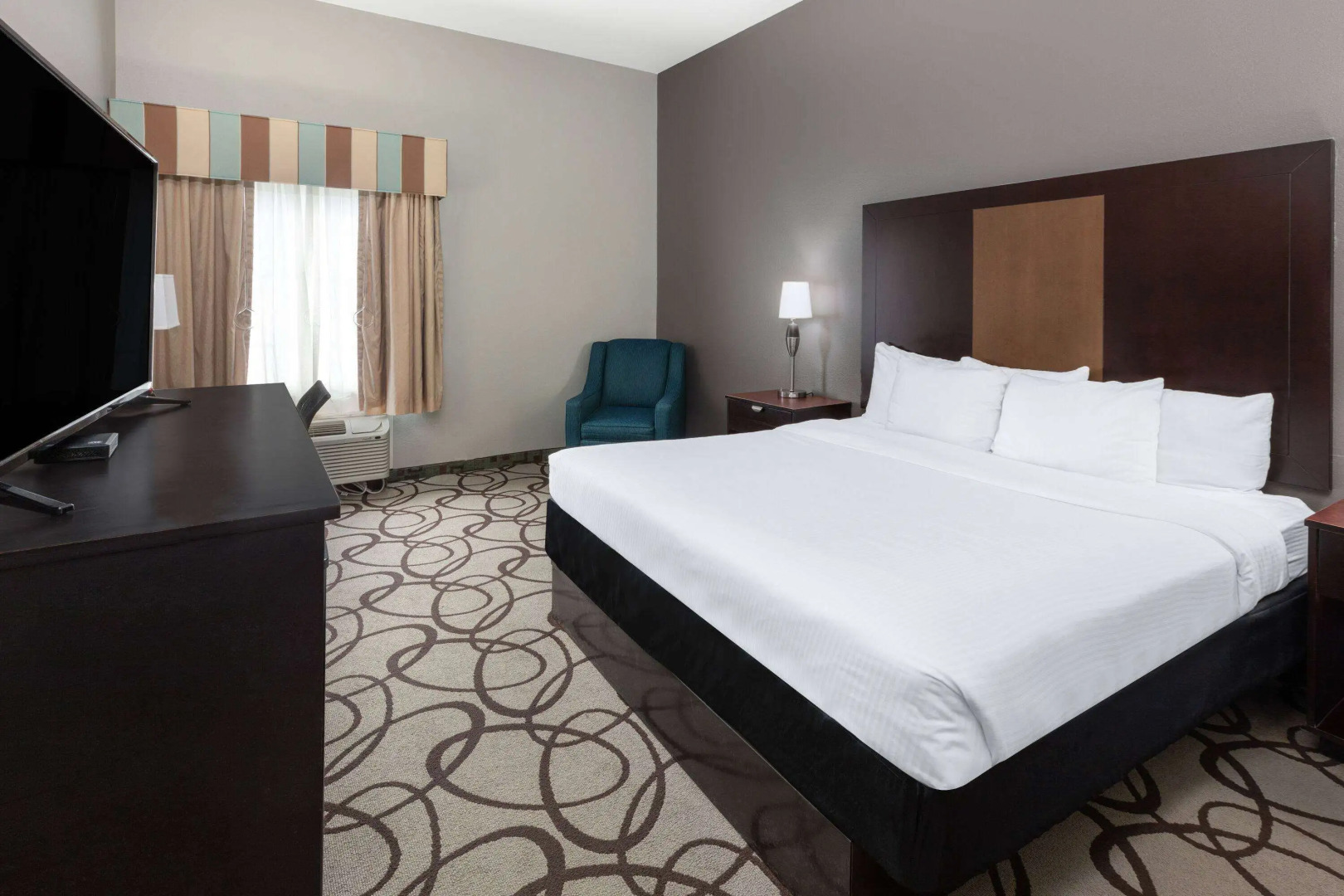 La Quinta Inn & Suites by Wyndham Fort Worth - Lake Worth