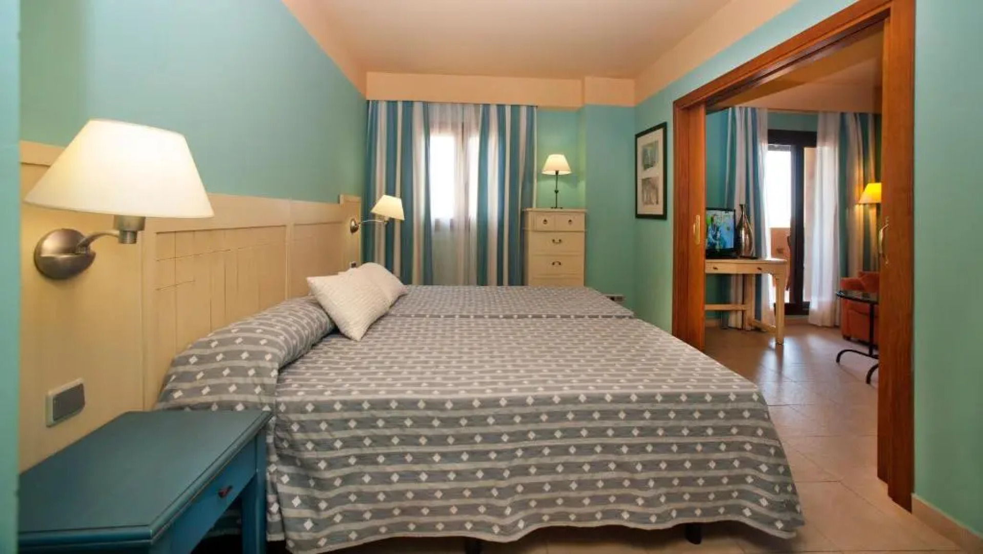 Leo Jardines de Isla Canela