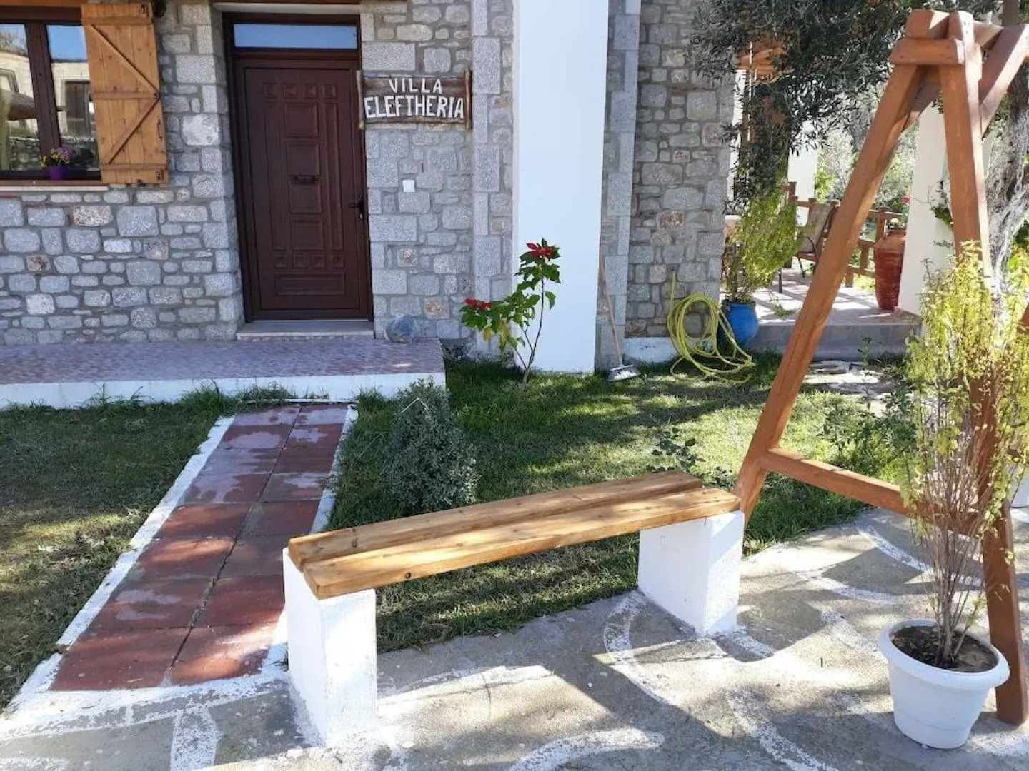 To Stolidi tis Psinthou