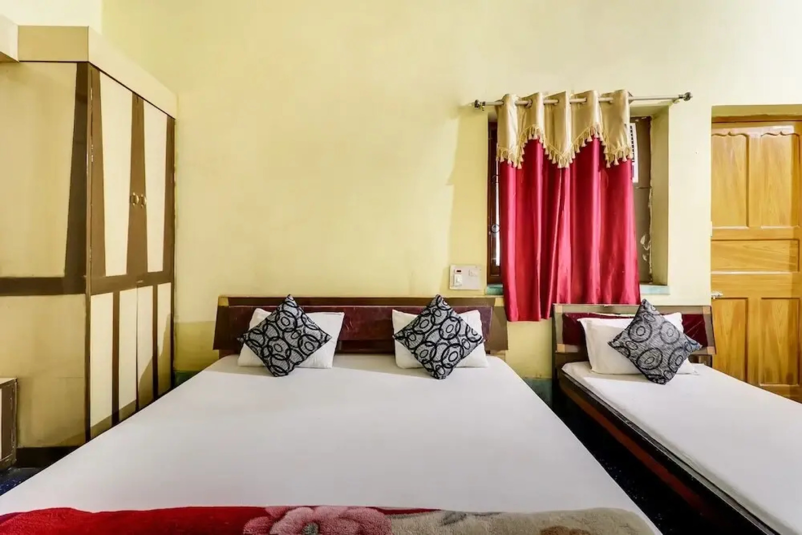 Hotel Rudraksh Residency by OYO Rooms