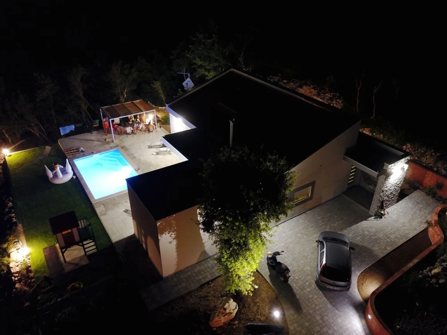 Holiday House Lovric