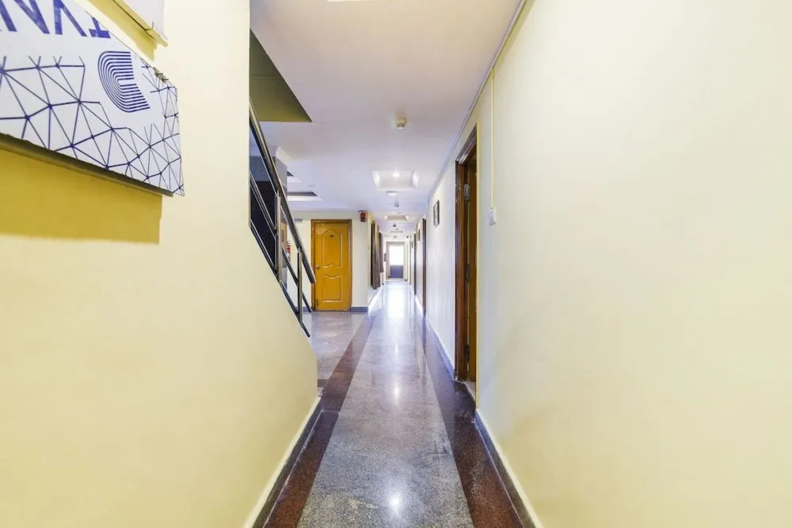 Flagship 41595 Gayatri Grand