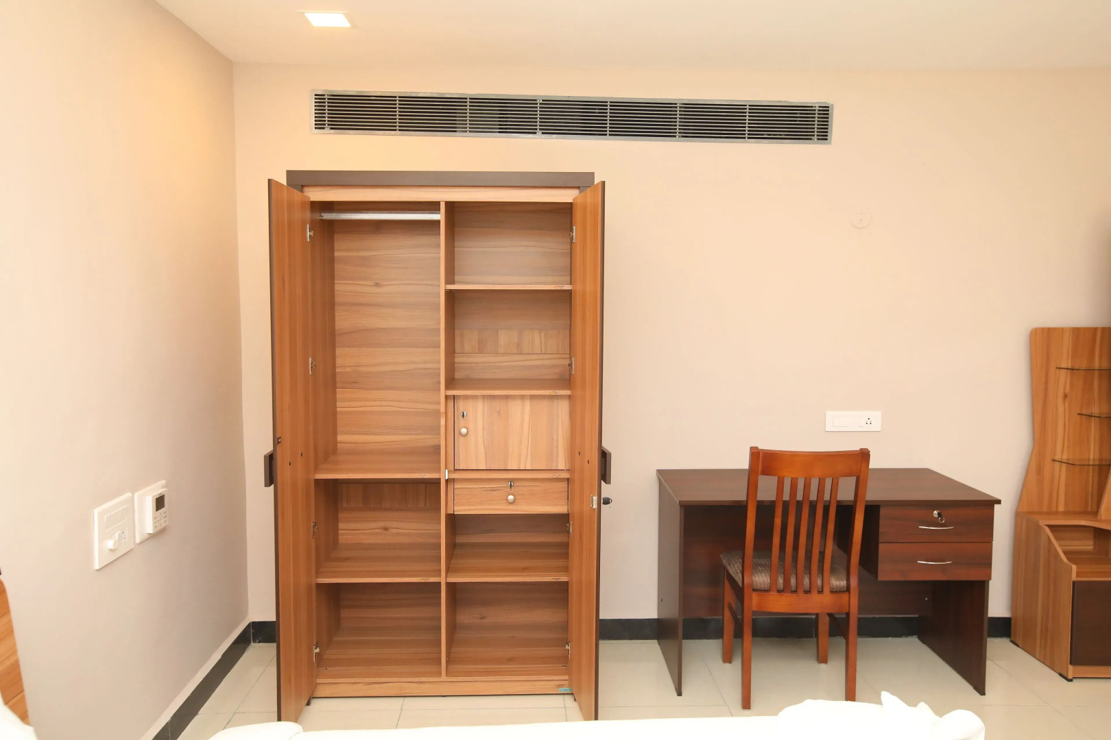 Hotel Golden Gateway