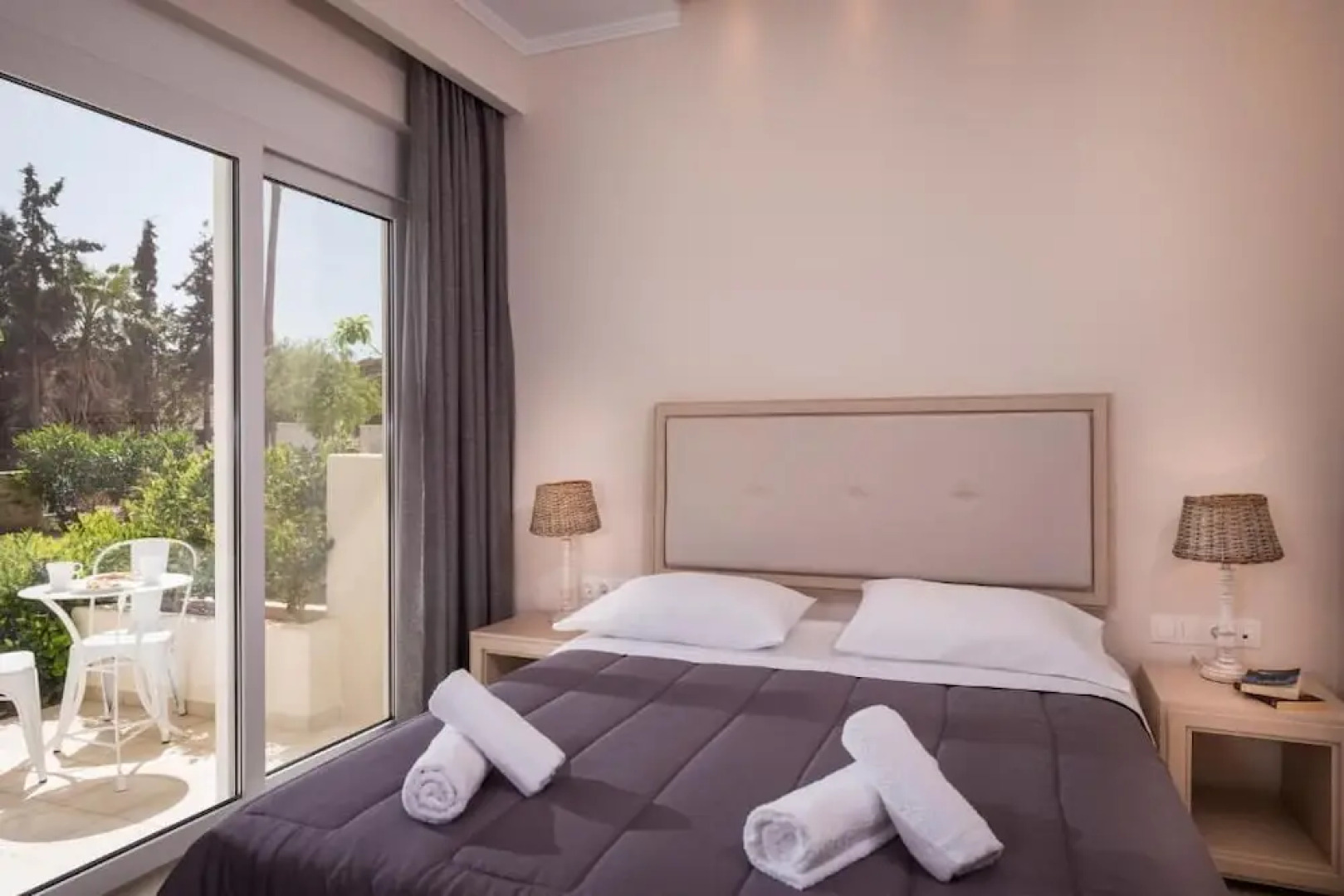 Mear Luxury Apartments and Studios