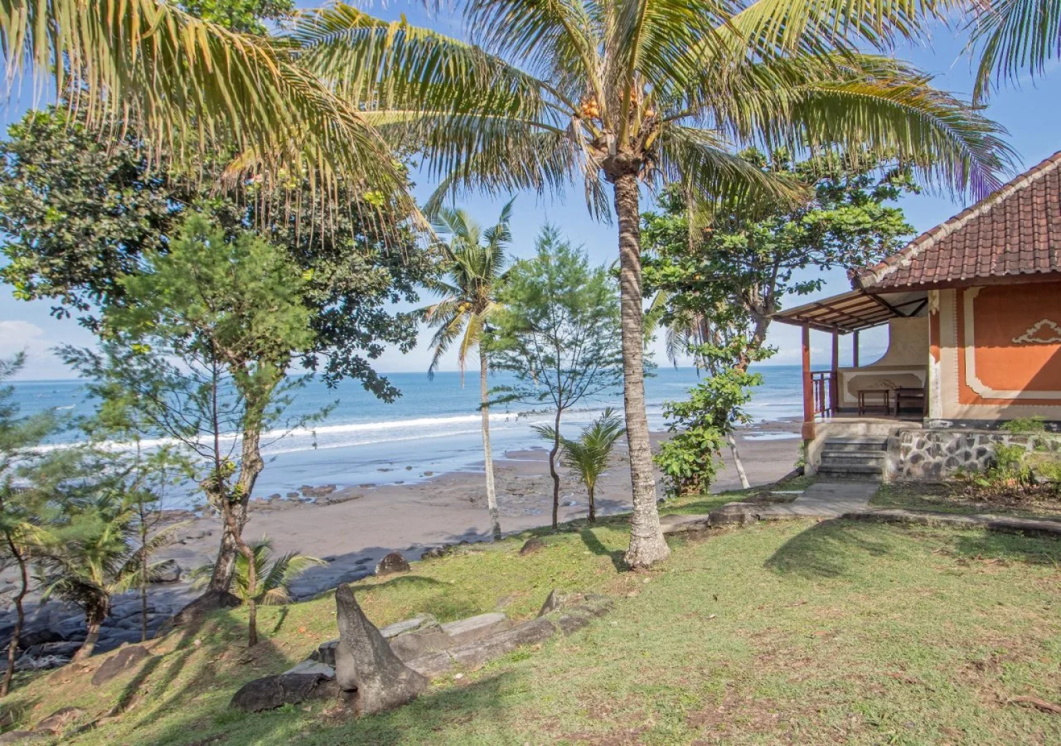 Soka Indah Restaurant & Bungalows