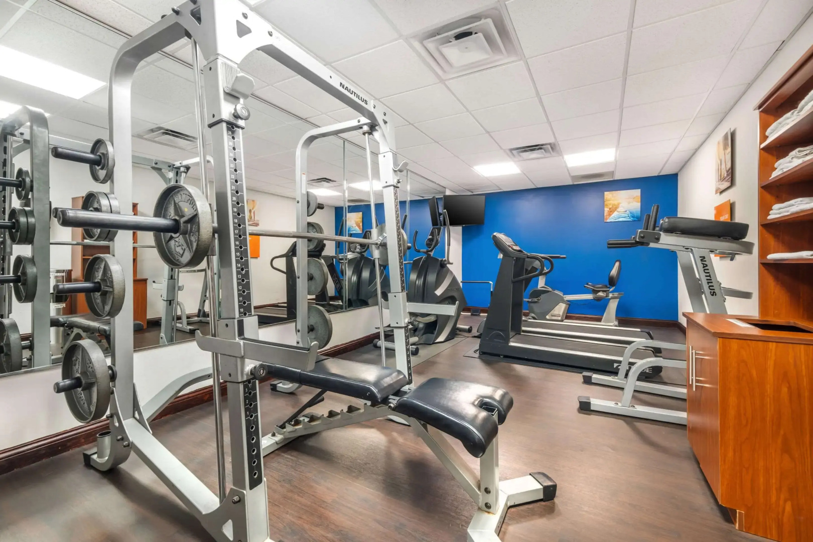 Comfort Suites Louisville Airport