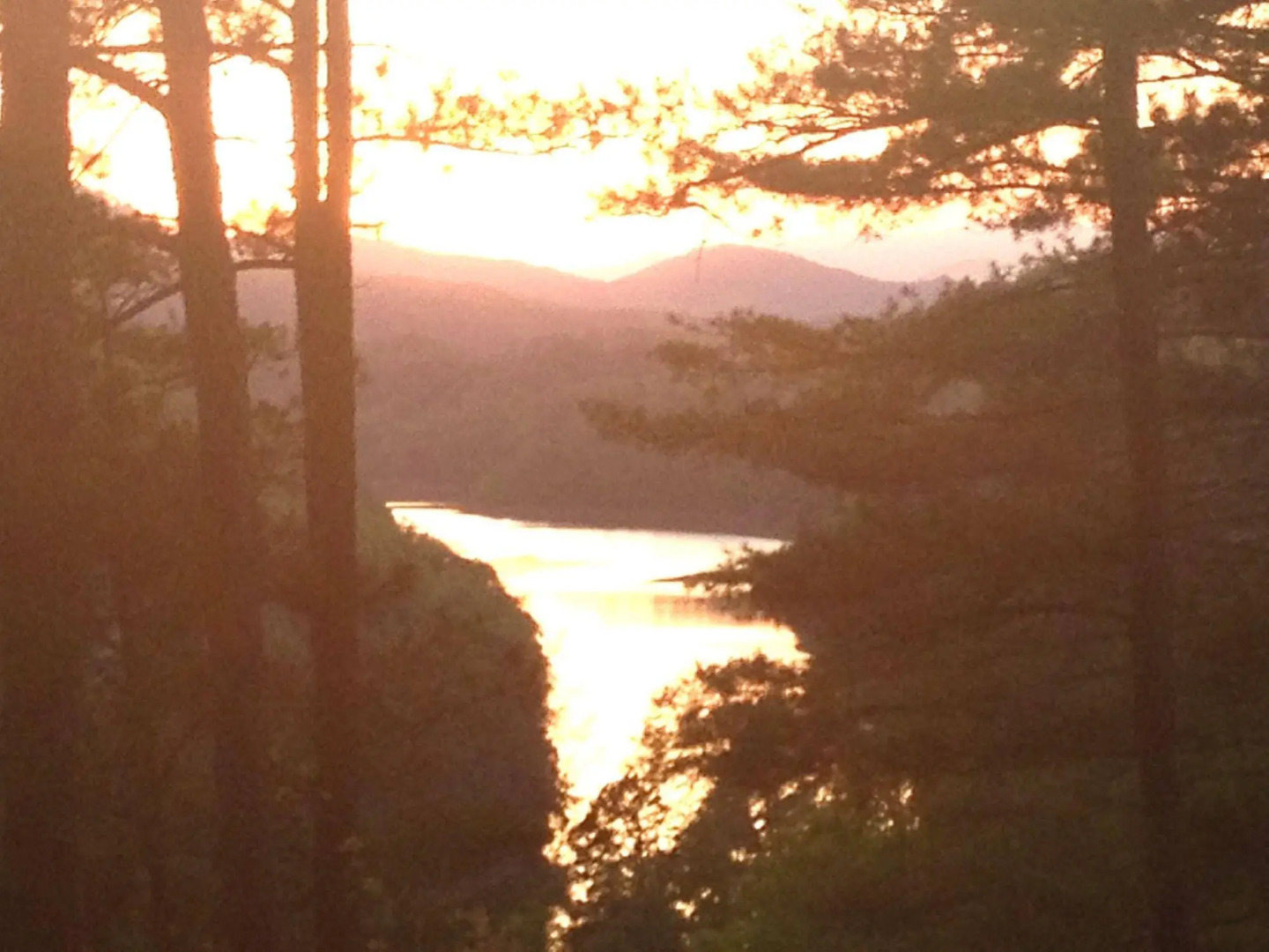 Lakeview At Fontana A Rustic Mountain Inn & Spa