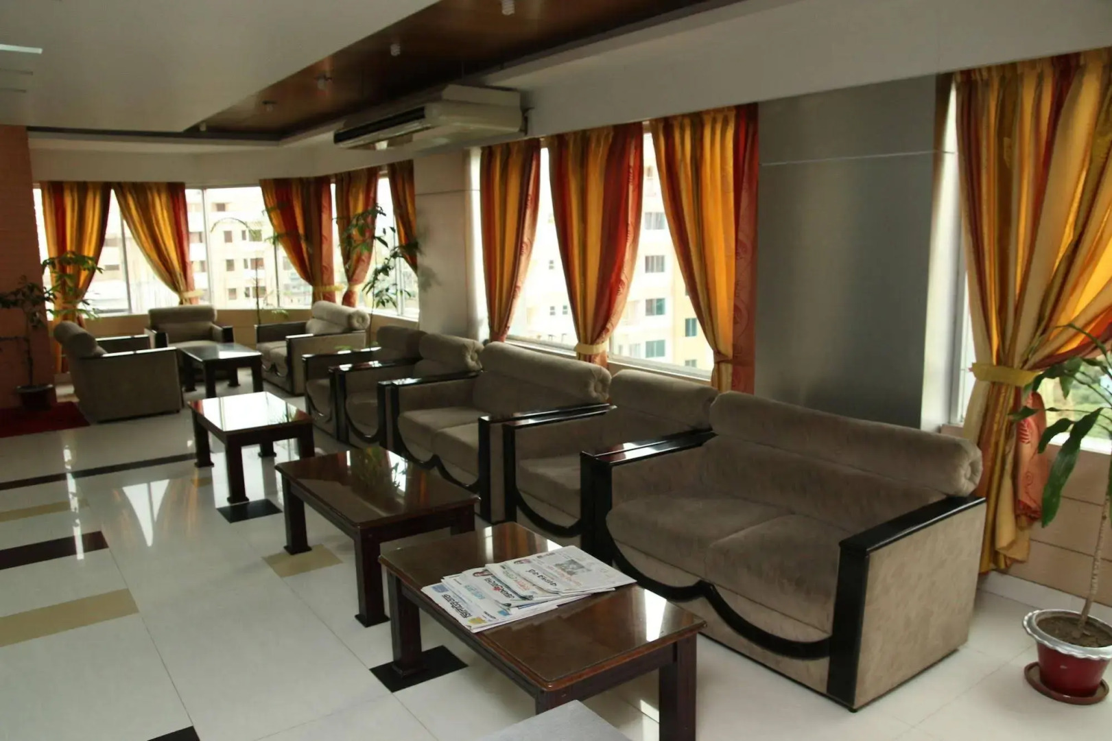 Richmond Hotel & Apartments