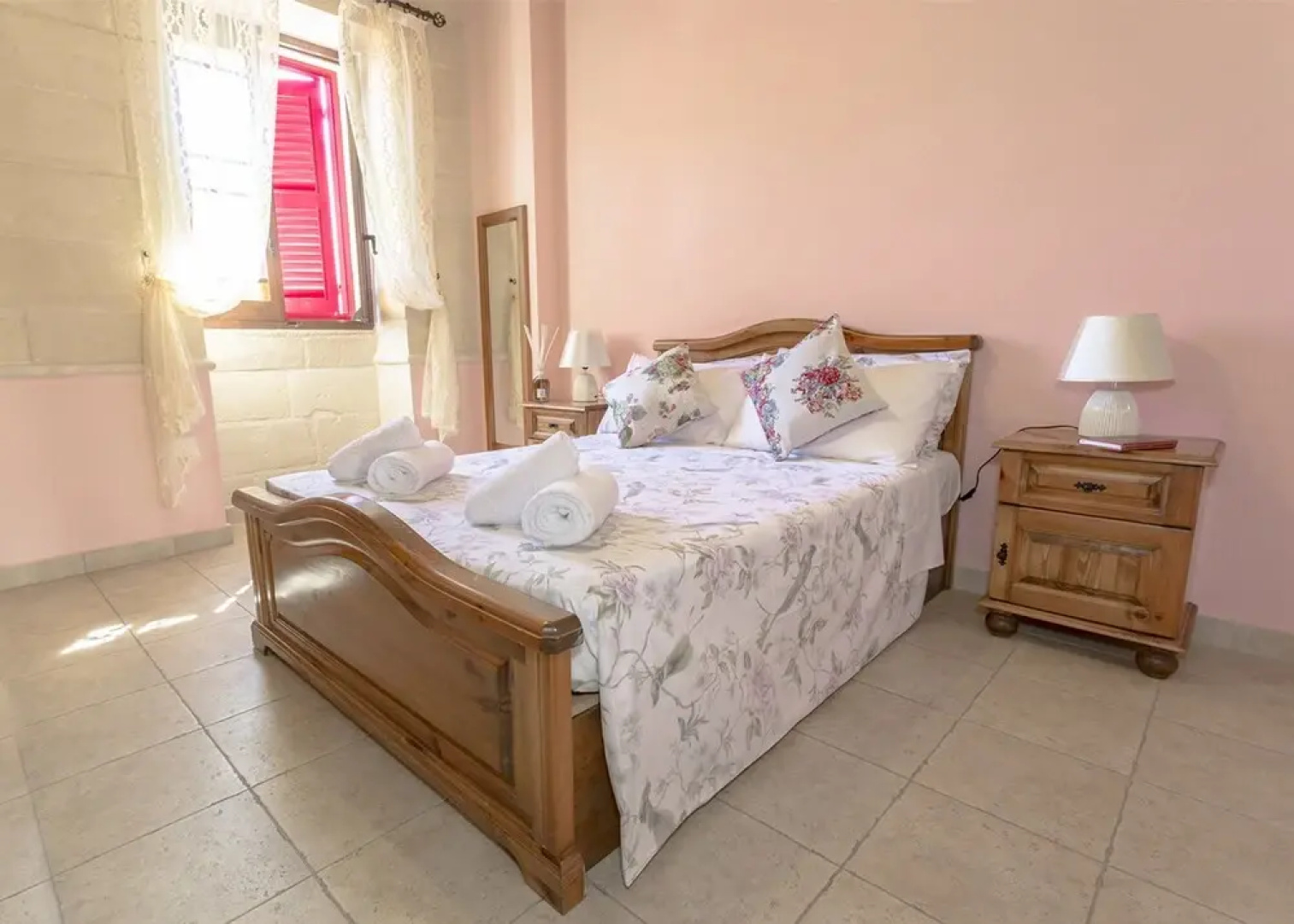 Tieqa Hamra Charming House