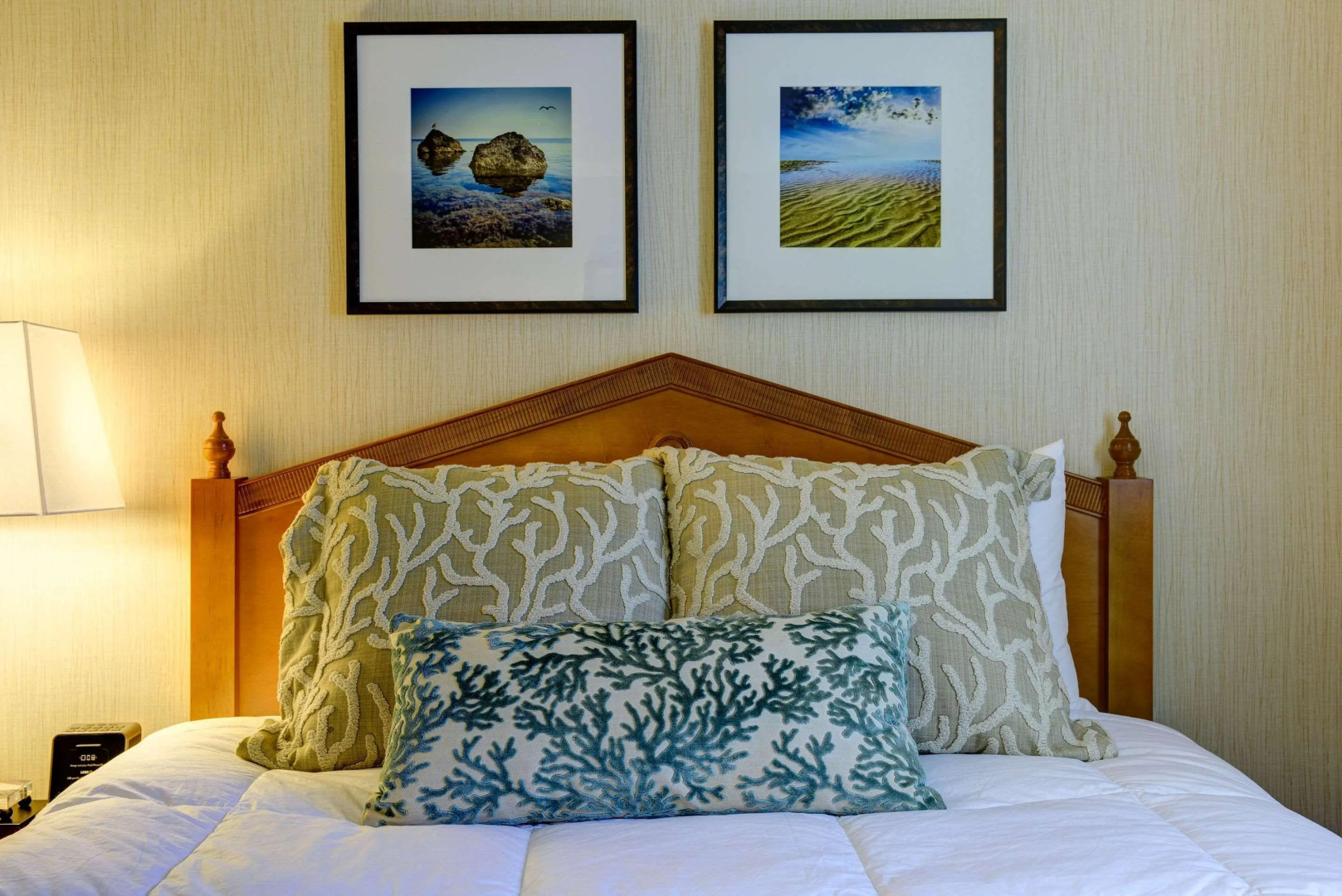 Port Inn and Suites Portsmouth, an Ascend Collection Hotel