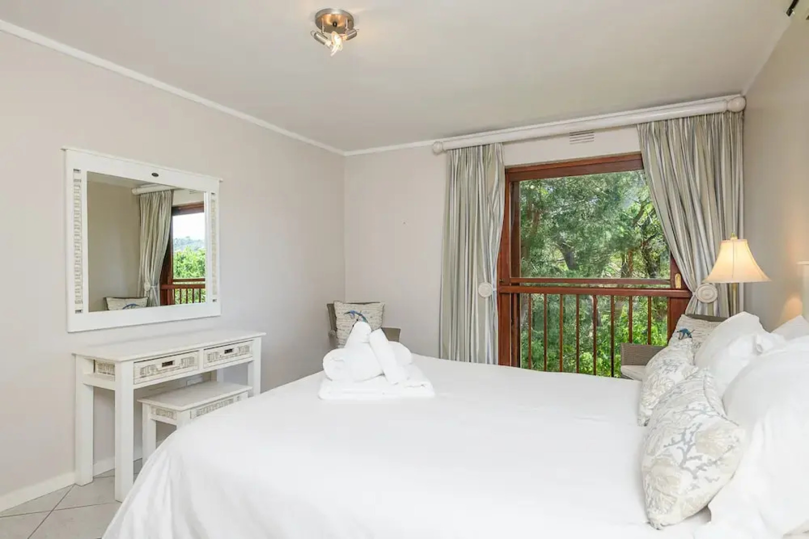 San Lameer Villa Rentals 10304