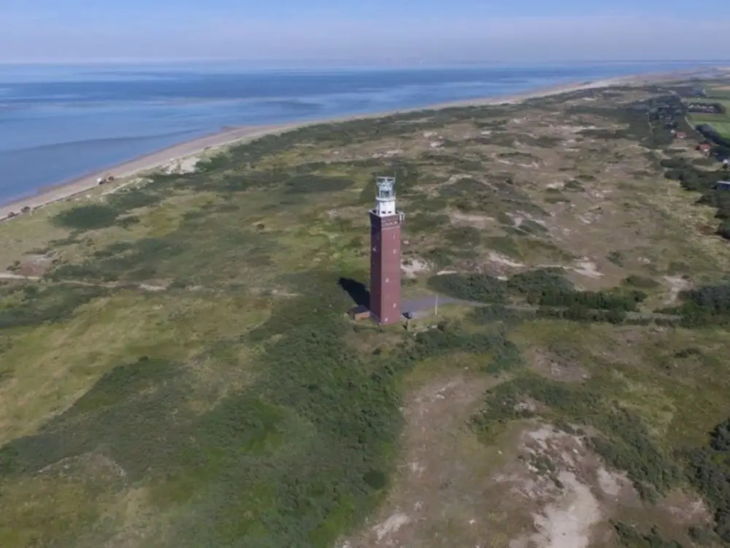 Very Spacious 6-person Apartment Located in the Centre of Ouddorp