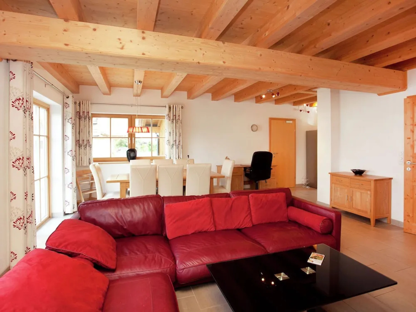 Modern Chalet in Sankt Jakob in Haus With Garden