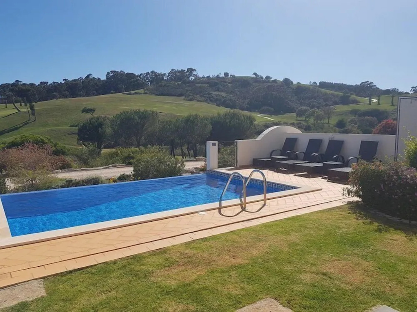 Stunning 3 bed Villa With Pool- Golf & Beach