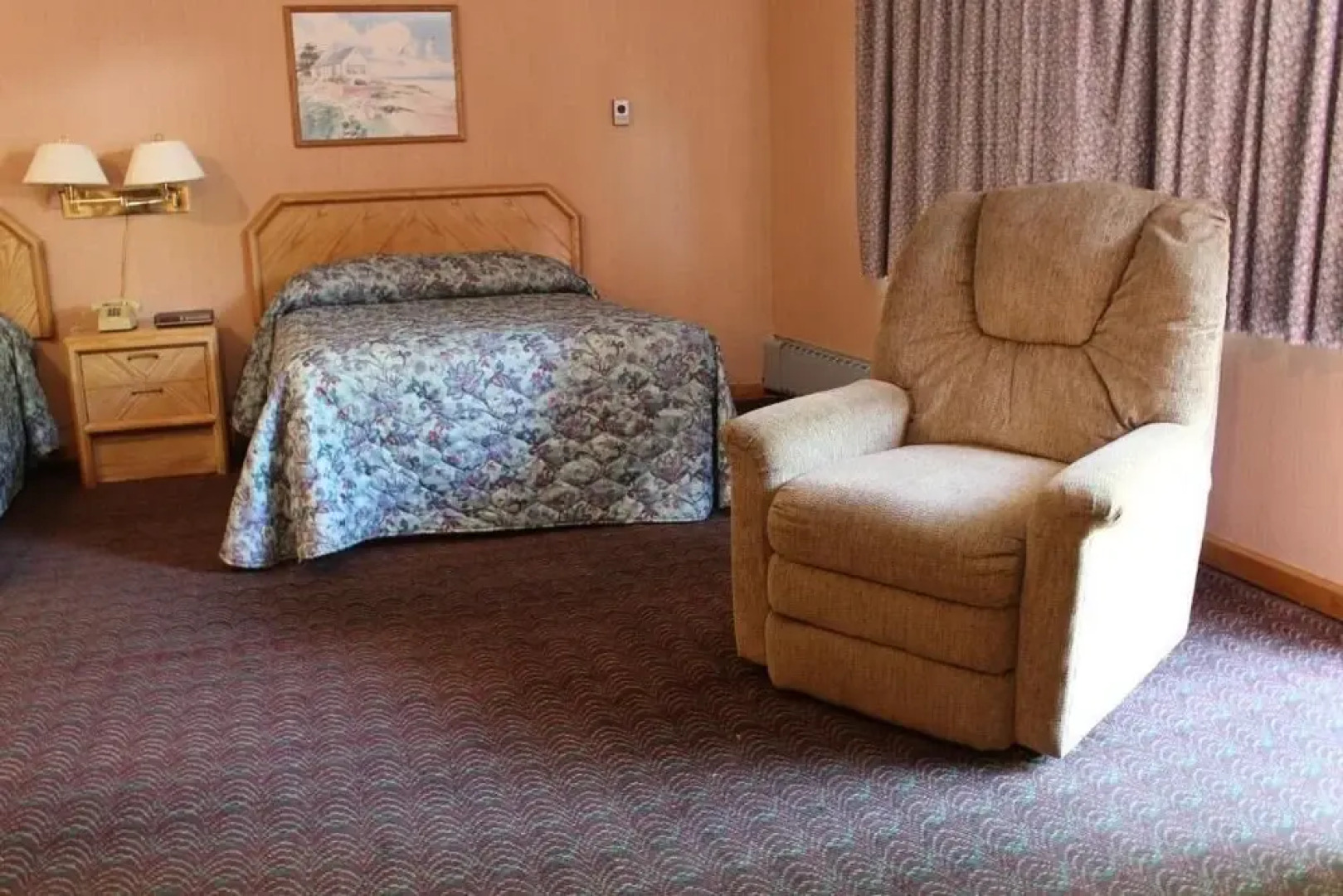 Tides Motor Inn at Stehli Beach