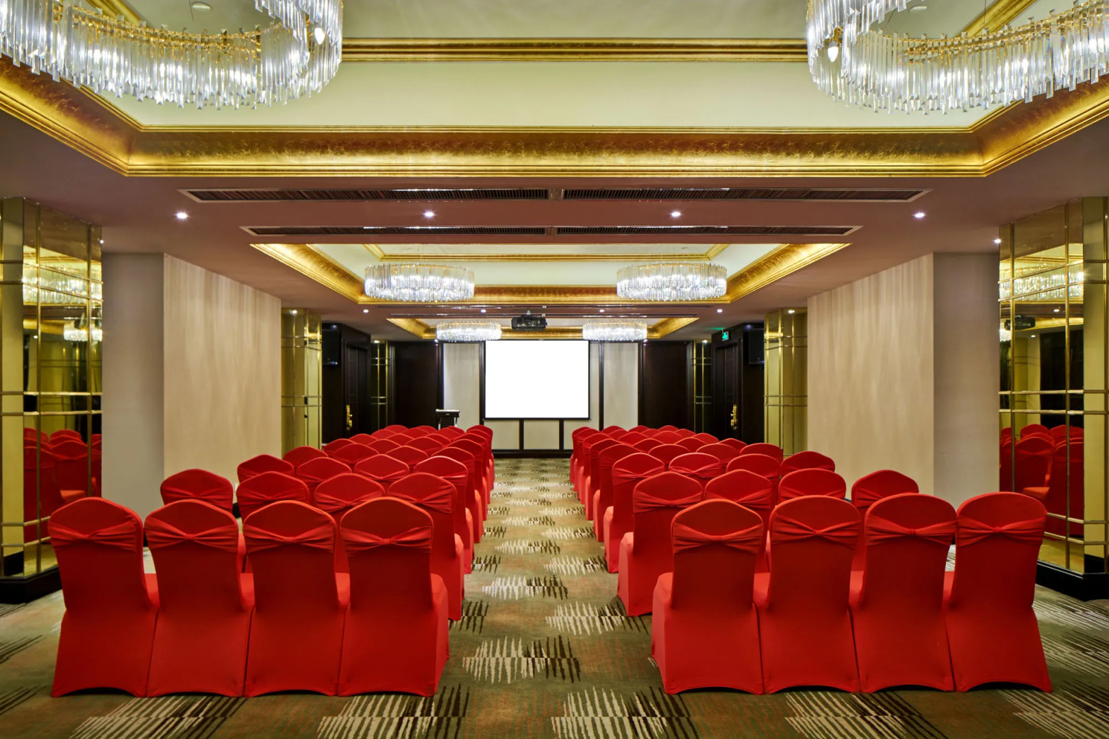 Crowne Plaza Zhengzhou by IHG