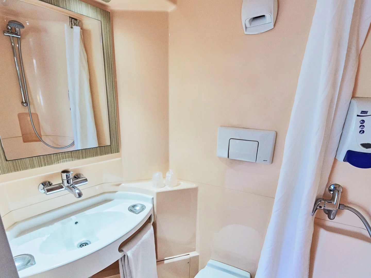 Hôtel Premiere Classe Melun Senart - Vert Saint Denis