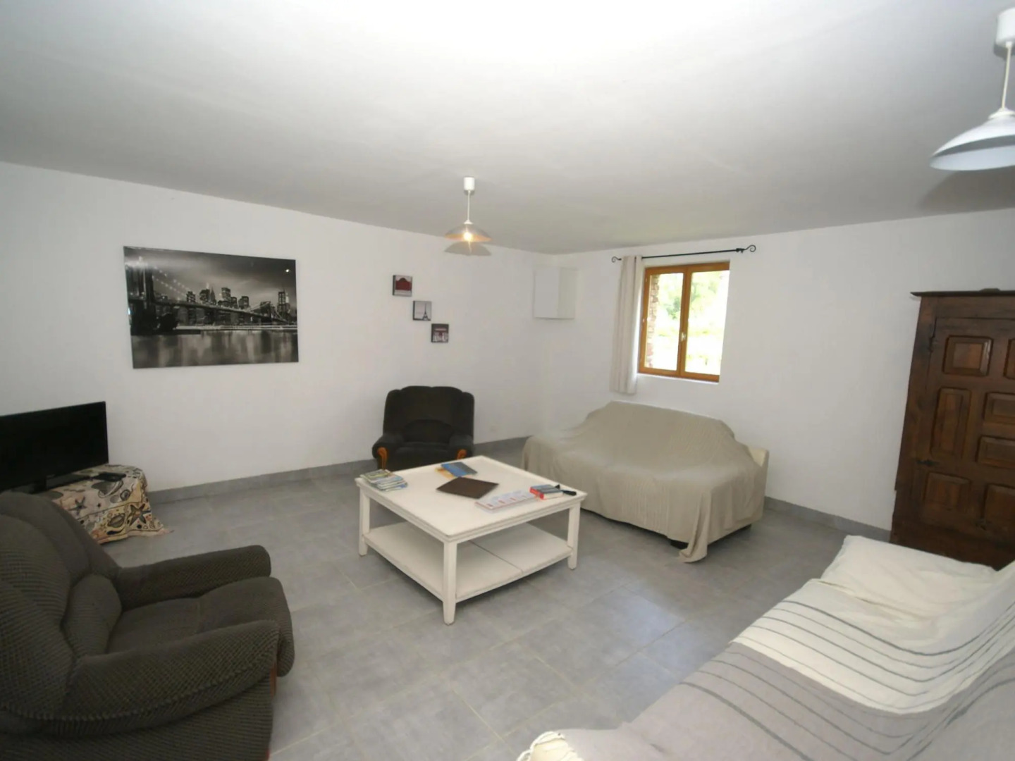 Classic Cottage in Le Bourg-dun With Garden