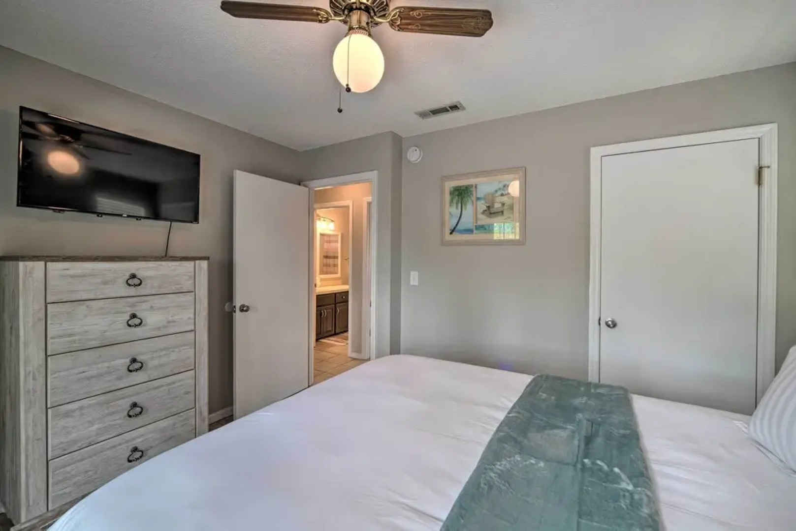 Breezy St George Island Escape w/ Private Dock!