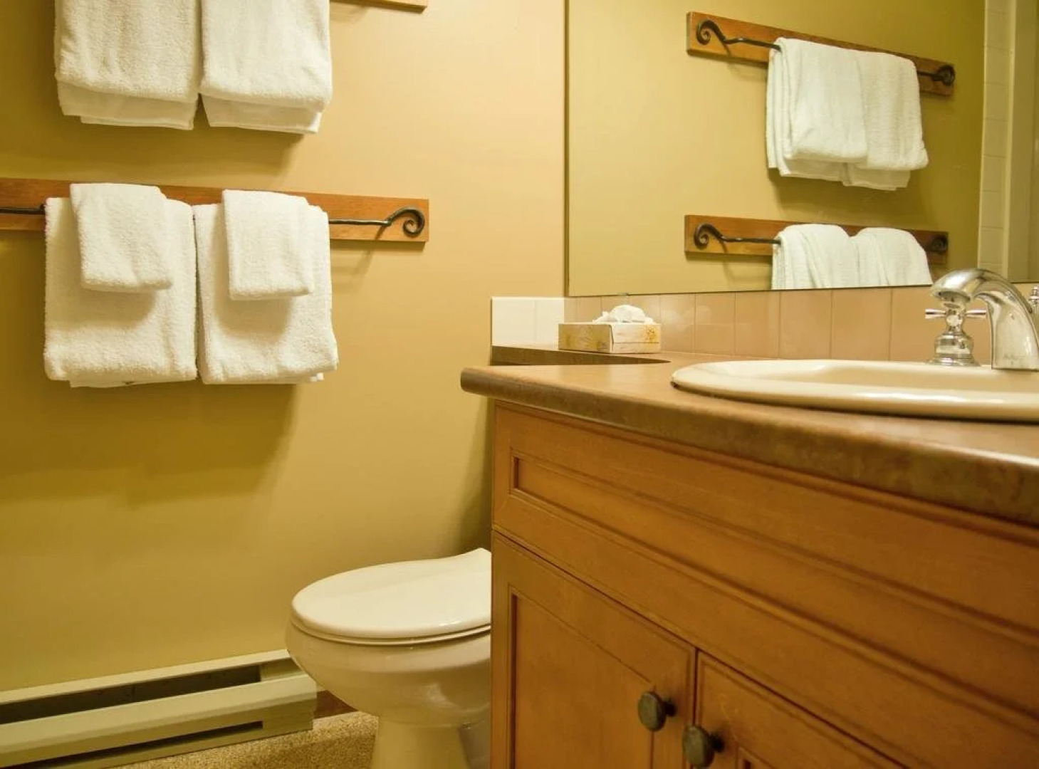 Snow Creek Lodge by Fernie Lodging Co