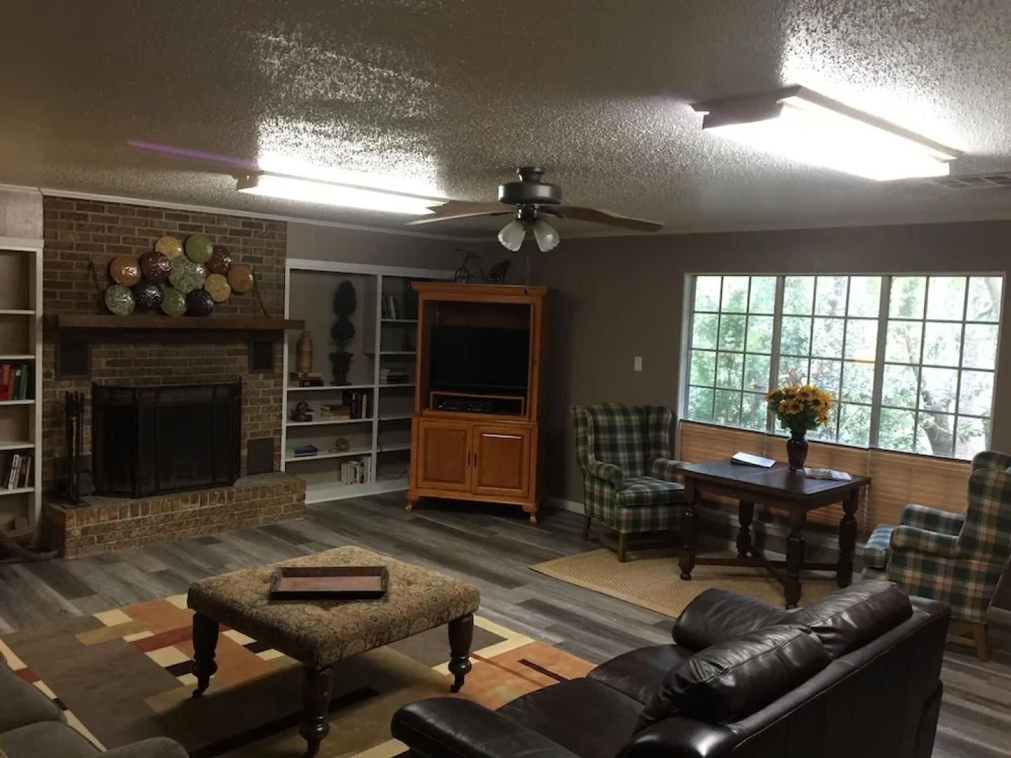 Mountain Harbor's four bedroom house by RedAwning