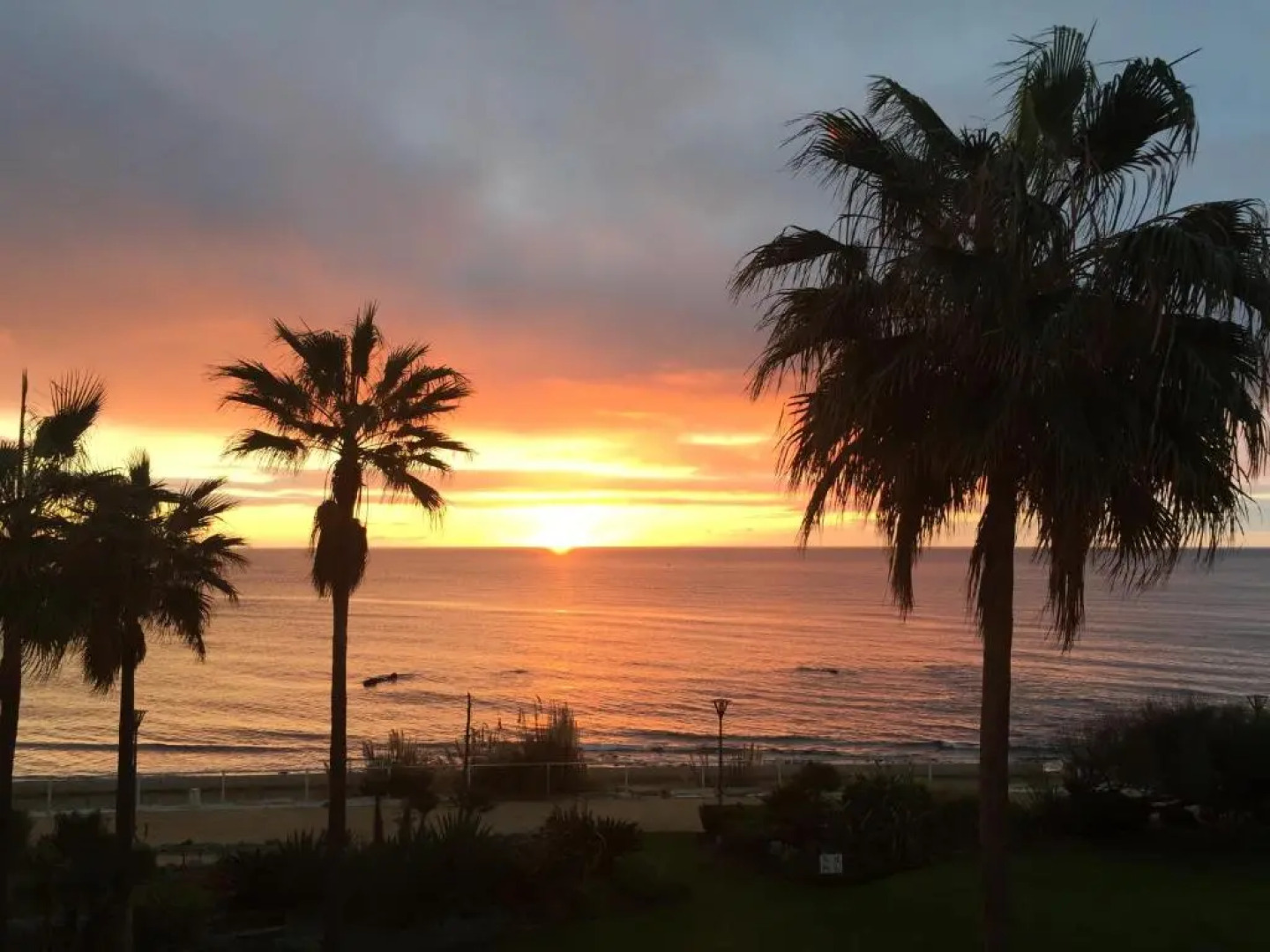 Sinfonia Del Mar Apartment