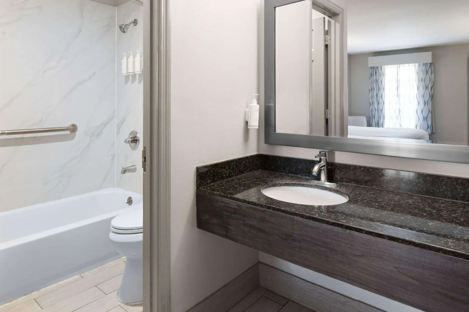 Days Inn by Wyndham Americus