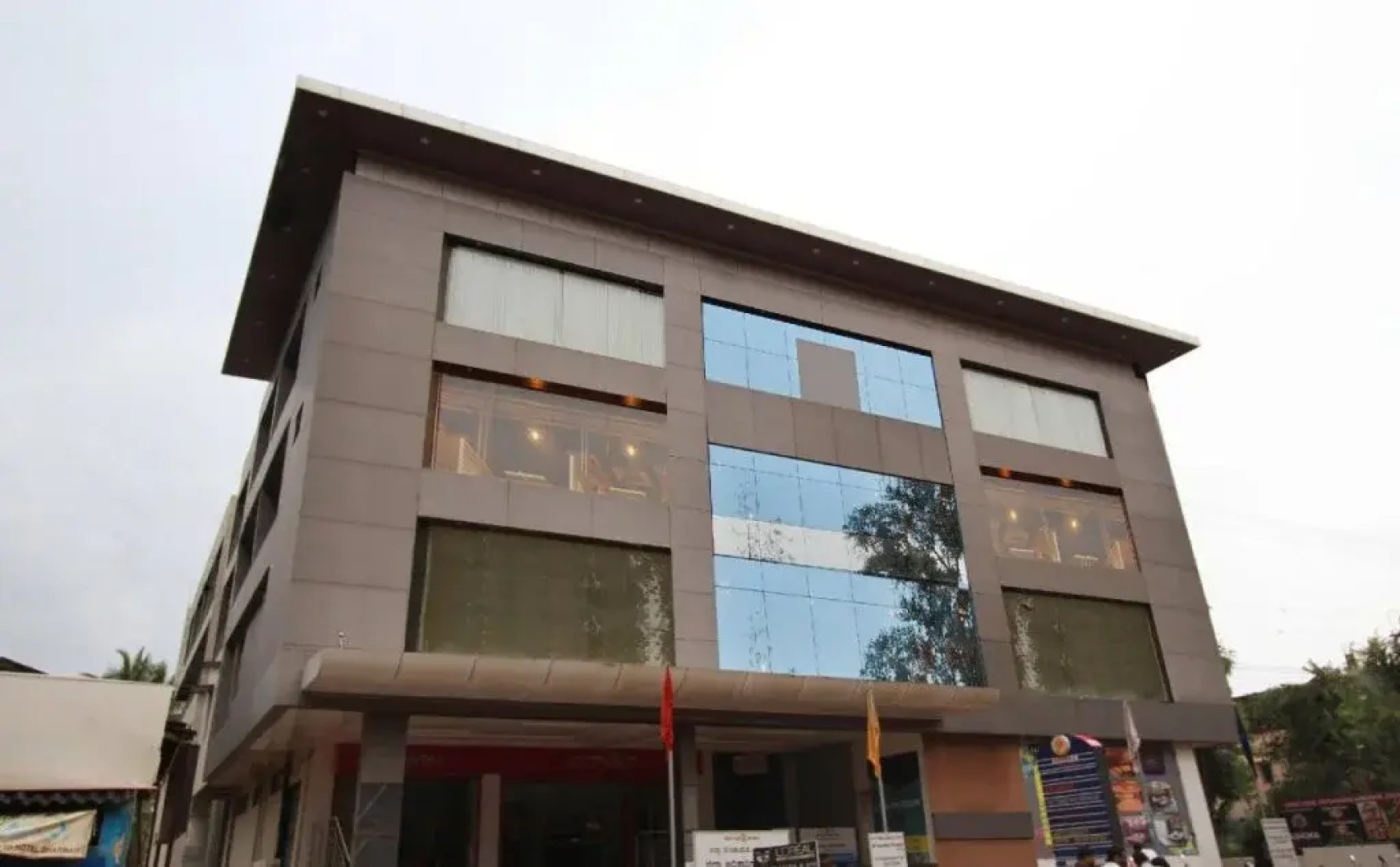 Hotel Parkview Inn by OYO Rooms