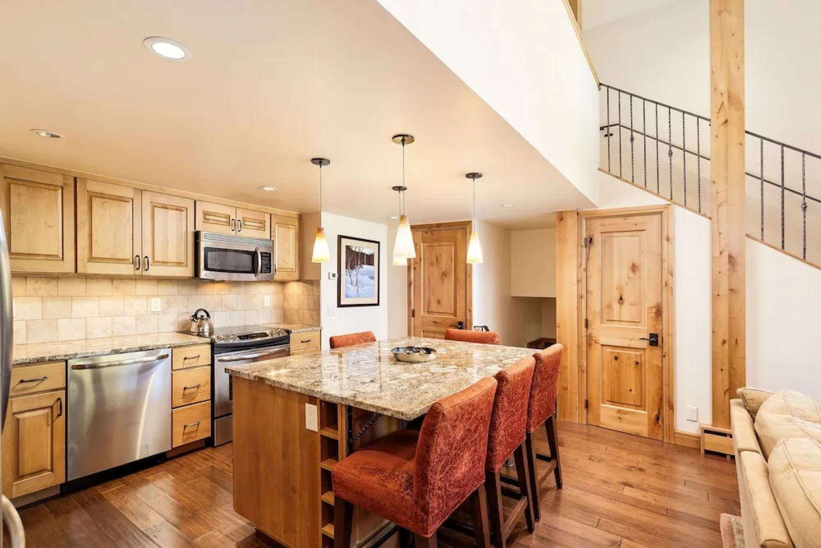 Fifth Avenue Condominiums by Frias