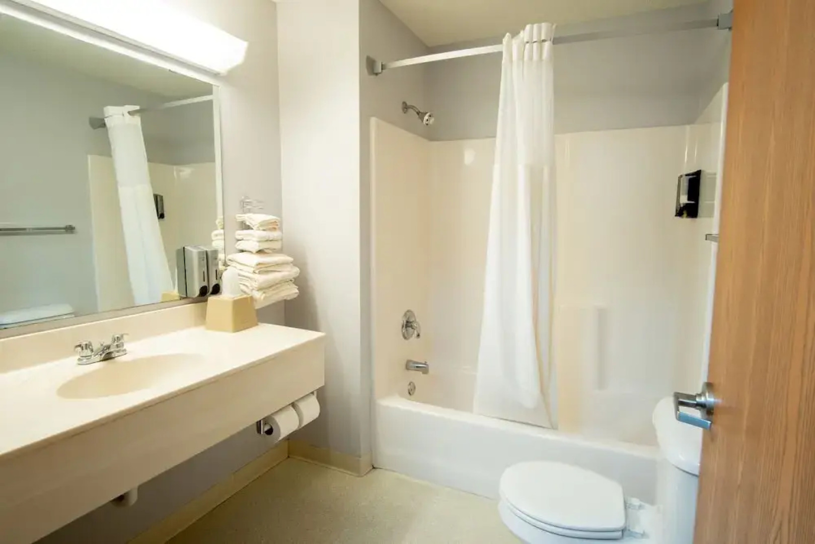 Asteria Inn And Suites