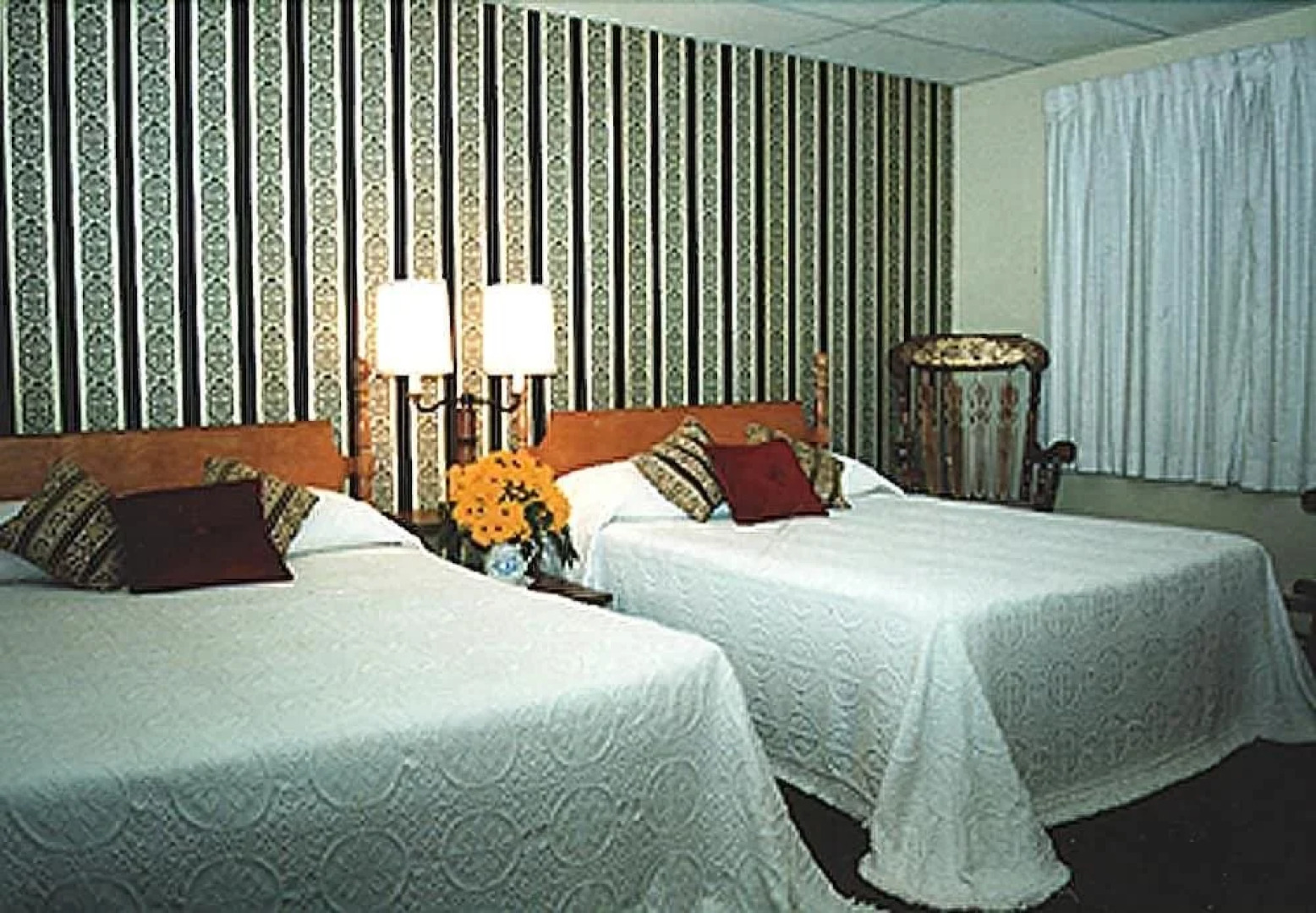 Long Beach Motor Inn