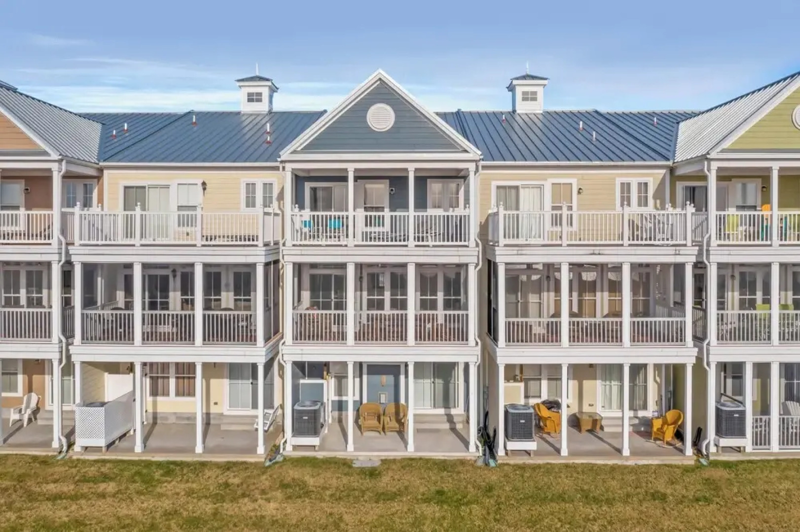 Hidden Paradise Coastal Views!