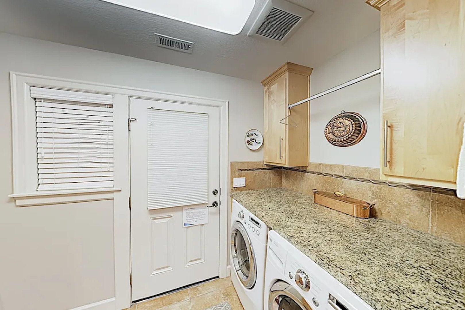 New Listing! The Martins Seaside Beach House 3 Bedroom Home