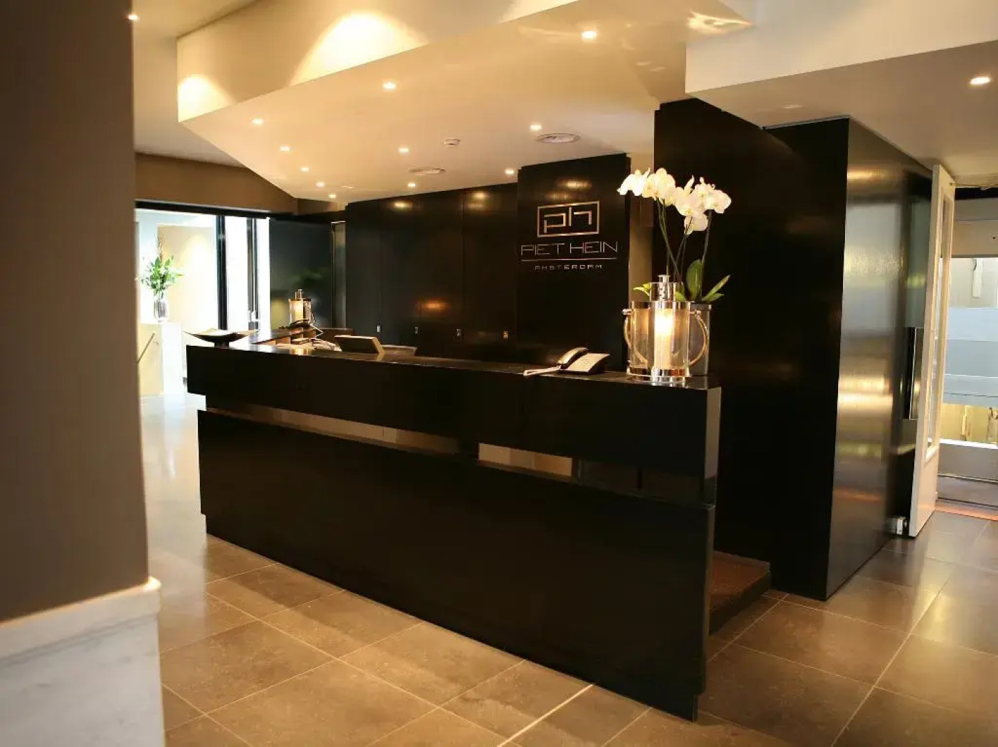 S&A Vondel Park Hotel