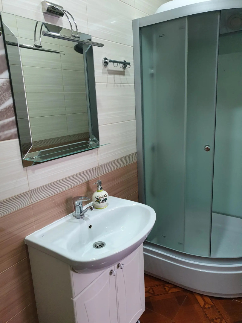 Анна и Король на Телеграфной 3